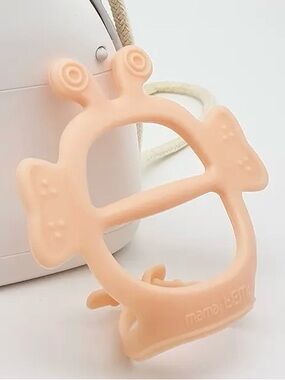 Mama’s Tem Korea Silicone Baby Teether Bee